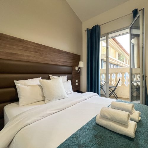 Chambre-double-superieure-square-hotel-nimes (4)